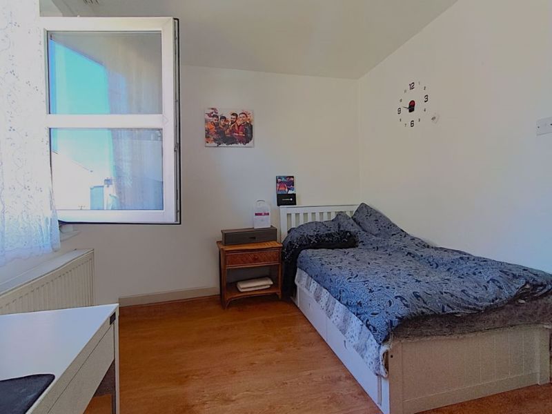 Photo 30- click for photo gallery